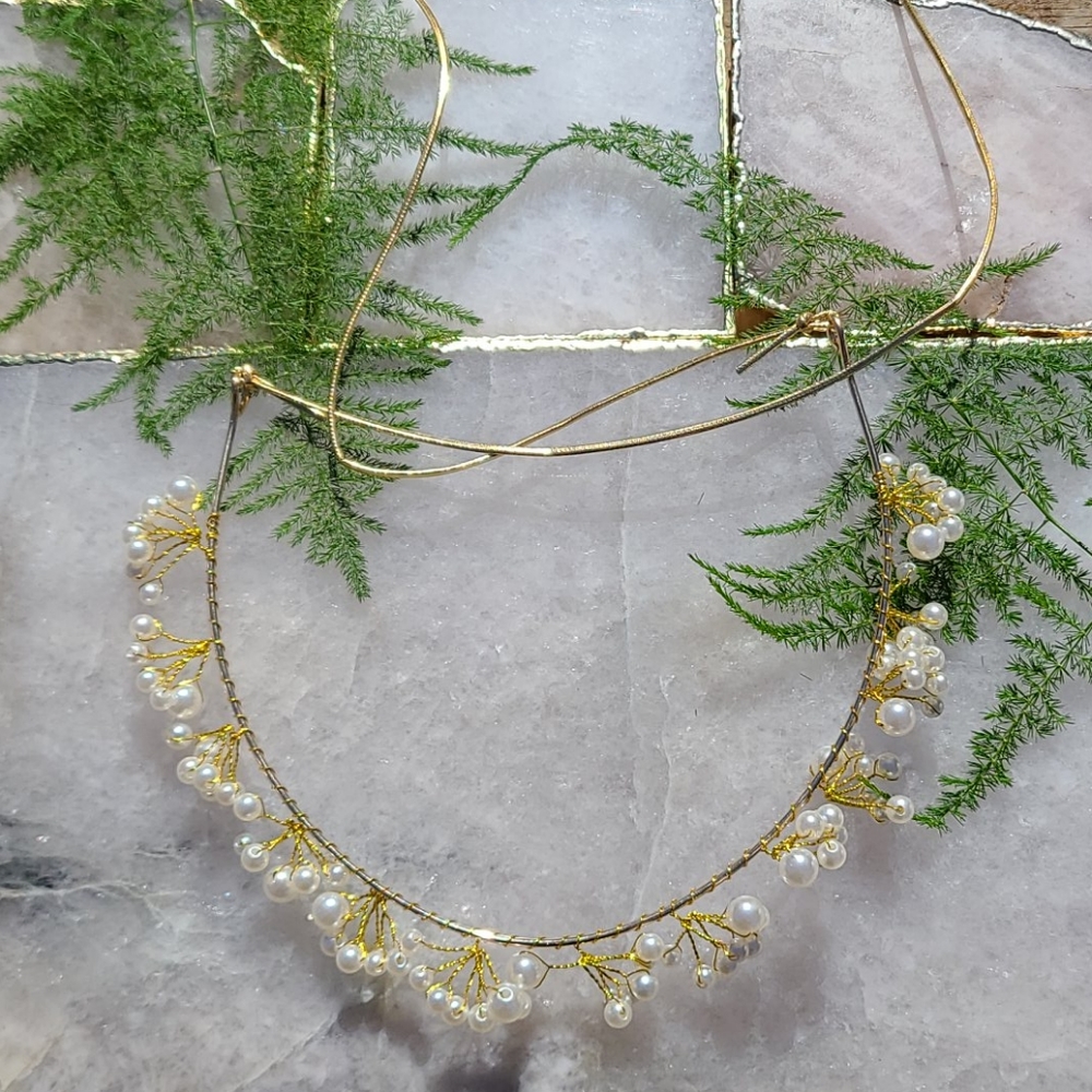 Pearl head band